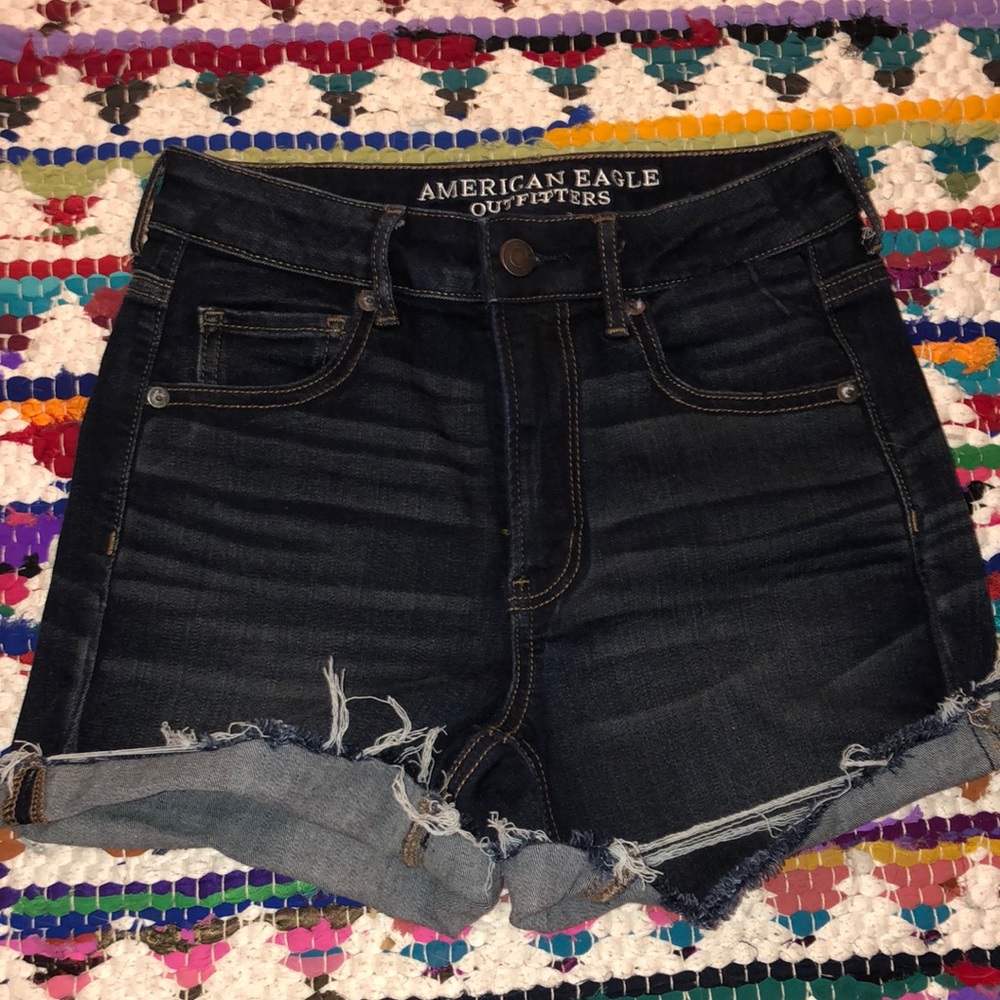AMERICAN EAGLE HI RISE SHORTIE